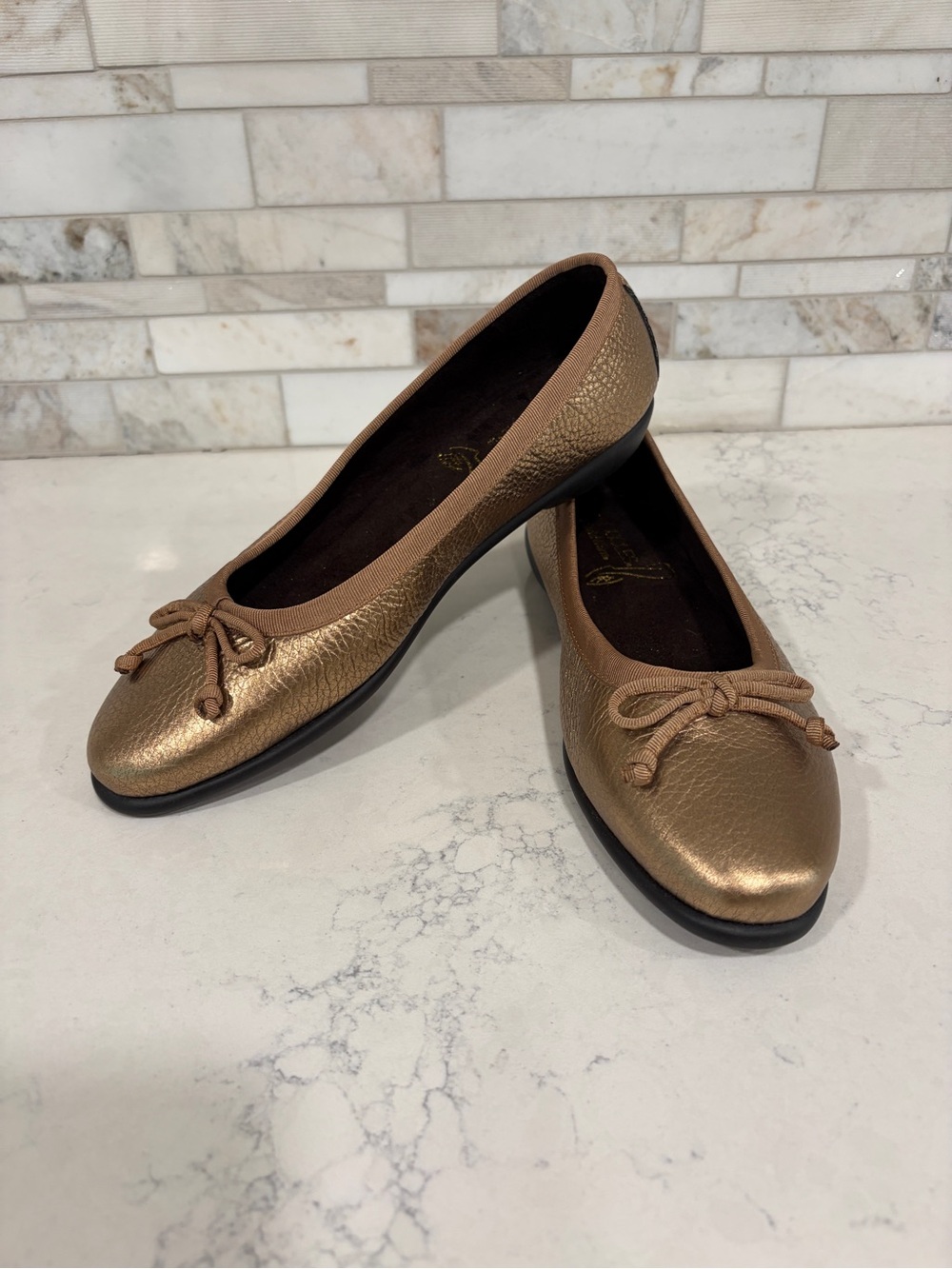 AEROSOLES Metallic Leather Gold/ Bronze Ballet Flats with Bow
